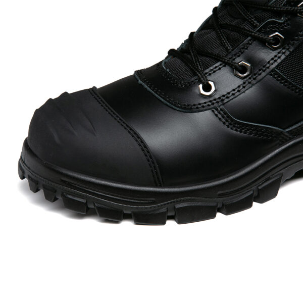 4 Durable Work Shoes